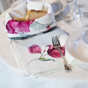 TOVAGLIOLO CON 2 FIORI DI BOUGAINVILLE